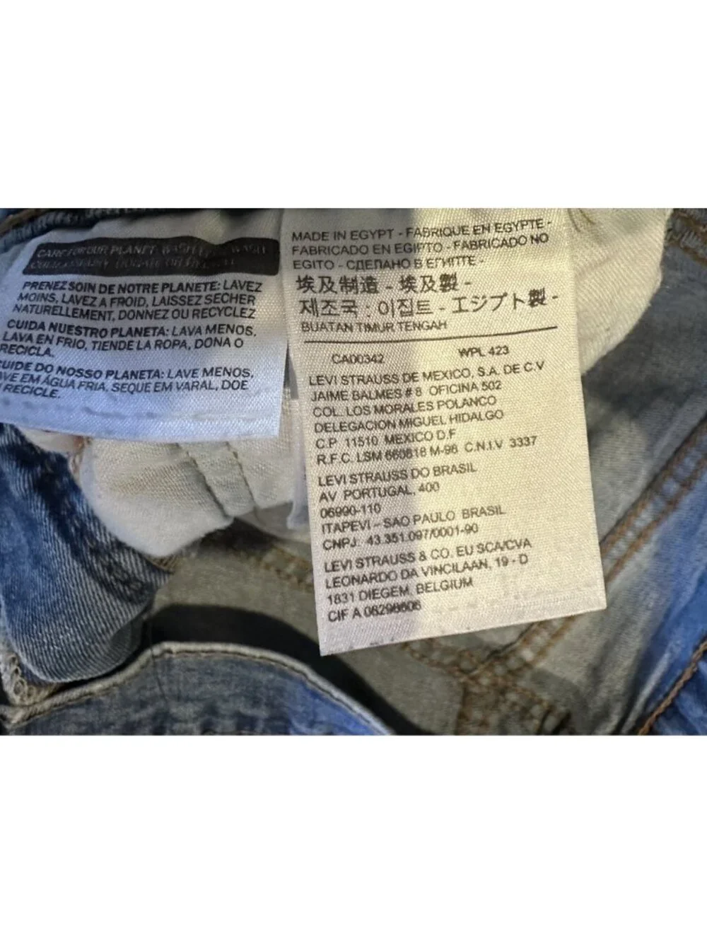 Levi's 502™ Regular Straight Leg Blue Jeans Unisex 34x26 Naturally Distressed